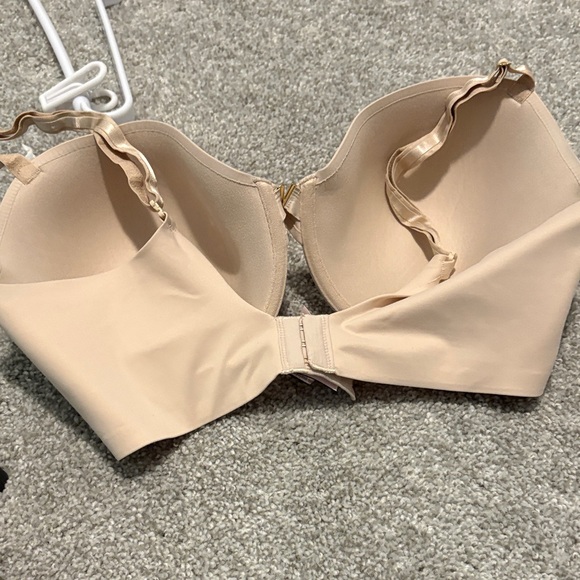 Victoria's Secret Women's Love Cloud Lightly Lined T-Shirt Bra 36ddd - Picture 4 of 7